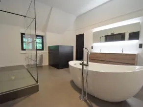 Vintage Villa with Hot Tub & Infrared Sauna in Ardennes - Image 4