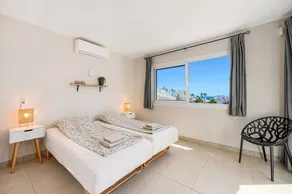 Holiday Home Rocas del Mar with Sea View, Pool, Garden & Wi-Fi - Image 4
