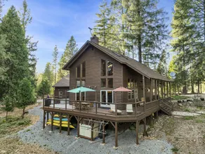 Beautiful Cabin in the Woods - Near Jenkinson Lake - Image 4