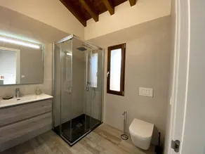 2 Apartamentos en villa con piscina privada en Asturias El Marquesau - Image 3