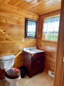 Salmon River Waterfront Lodge w/ Soothing Hot Tub - Image 5