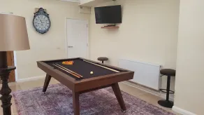 Amazing location large spacious 3 storey Georgian listed building sleeps 15 - Image 2