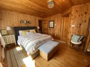 One bedroom two bath beach house over looking the ocean. - Image 4