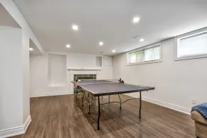 Family Bungalow in South Burlington close to lake, Bronte/Appleby Go/W 3 Parking - Image 2