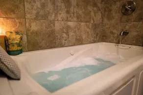Private Vintage-Chic 1BR w/ Jacuzzi Tub Enterprise - Image 2