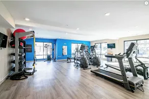 Landing Amazing 1BD Gym Pool - Image 2