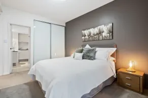 City LUXURY Corporate Stay - WIFI, voiture sécurisée, Smart TV, vélo de montagne - Image 5
