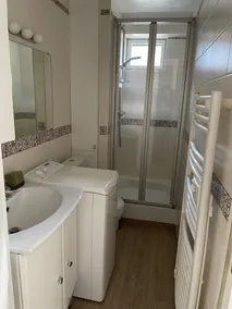Studio21m²- 2 * - center - wif - balkon - privat parkering - linned inkluderet - Image 3