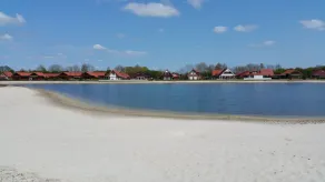Sommerhus lige ved søen - Image 4