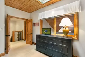 Stunning 3BR Penthouse Ski-In/Ski-Out Gem.  Convenience and luxury combined! - Image 2
