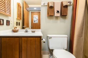 Updated! Cozy and clean two bedroom condo. - Image 5