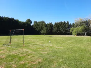 Casa rural con piscina privada y sala de juegos en plena campaña de Danzé - Image 4