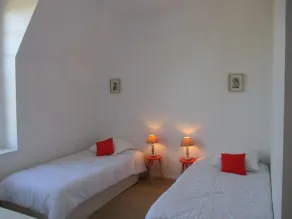 Gîte rénové au Château d'Avrilly, 3 chambres, animaux acceptés, wifi à Trévol - Image 4