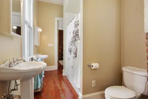 Charming New Orleans Cottage Steps from Audubon Park and Magazine St - Image 2