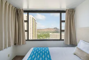 Tower 1 Suite 3007 condo - Image 3