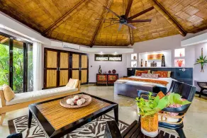 180° of ocean view at Dominical, Costa Rica - Image 4