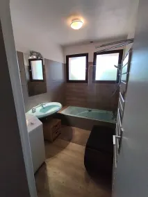 Quiet house - Image 3