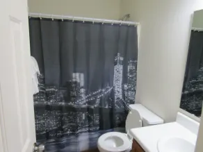 New!! City Chic 13min to Airport and 20min to City Center - Image 5
