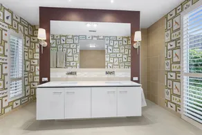 Banksia House - modern luxury with fireplace and pool - Image 2