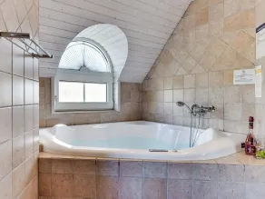 \"Aslaug\" - 500m from the sea by Interhome - Image 4