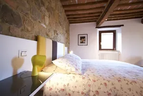 Elegant apartment with garden view and rooftop terrace - Image 5