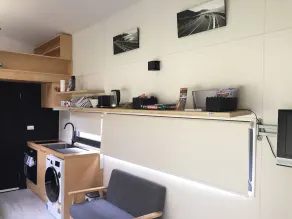 TopStay Indkvartering Lille hjem med udsigt over bush - Image 3