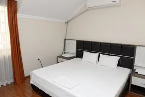 Couple Friendly Apartment with Private Parking - Image 5