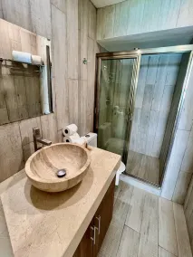 Beachfront Ocean View-boutique apartment •Gym •Spa - Image 2