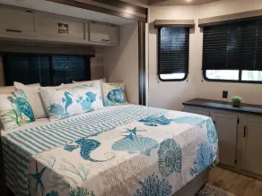 Perfect for vacation or romantic gateway! - Image 5