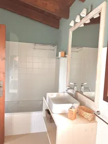 REFURBISHED RURAL HOUSE WITH BEAUTIFUL ROOMS - Image 3