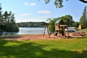 Birch Point Resort Condo #19 - Nelson Lake, Hayward - Image 2