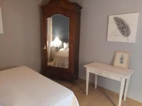Charming cottage near ski trails, 2 bedrooms - Image 5