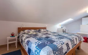 Holiday apartment Tinka in centre of Baska with seaview - Image 3