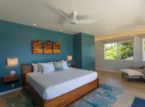 Gorgeous Oceanfront Paia Bay Home - Image 4