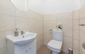 Villa with large pool and jacuzzi - Image 2