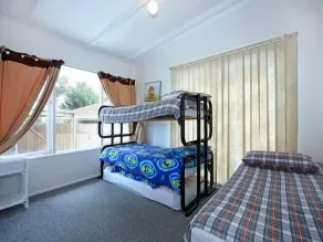 DELIGHTFUL R'BUD COTTAGE - Image 5