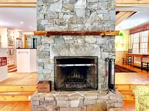 FL Amazing Lake House 20 min from Bretton Woods. Stunning water views! Bonus Room. - Image 2