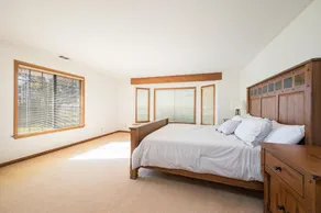 Twin Fawn Estate - Nestled in 160 acres of Rolling Hills & Cabernet Grape Vines - Image 5