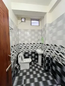 Hotel Maitri - Image 2