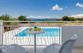 Awesome Home In Punat - Image 5