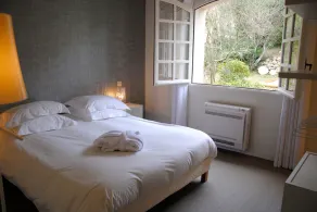 Villa sover 12, høj komfort, 10 minutters gang fra centrum af Anduze. - Image 4
