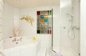 Apartamento vacacional con jardín | Vistas a la montaña - Image 5