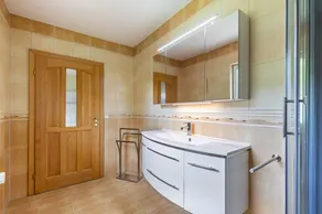 Holiday Home 'Ferienhaus 75 Qm, 1 Schlafzimmer' with Private Terrace, Shared Garden and Wi-Fi - Image 4
