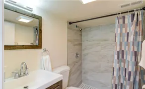 Spacious Elegantly Furnished 4BR House in Great Location in Baltimore - Image 2