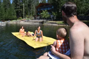 Privat strand på en afsondret Bay, Comfortable Family Home - Image 2