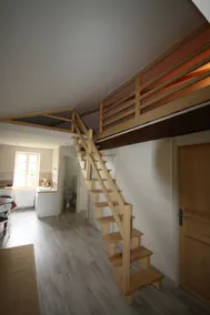 APARTAMENTO T1 bis con vistas a los Pirineos - Image 3