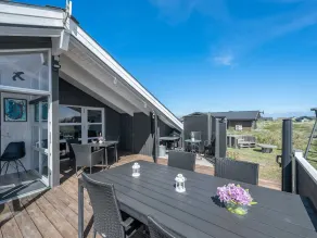 Holiday Home Henning - from the sea by Interhome - Image 4