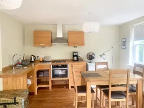 Central Ely 3 bed 2 bathroom smart apartment - Image 4