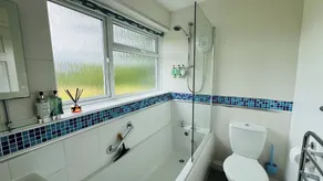 Charming Cottage with rural views - Image 2
