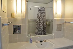 Bolivar Placera hela övervåningen 2 br / 1 bad Inom gångavstånd till centrum / TWU - Image 2